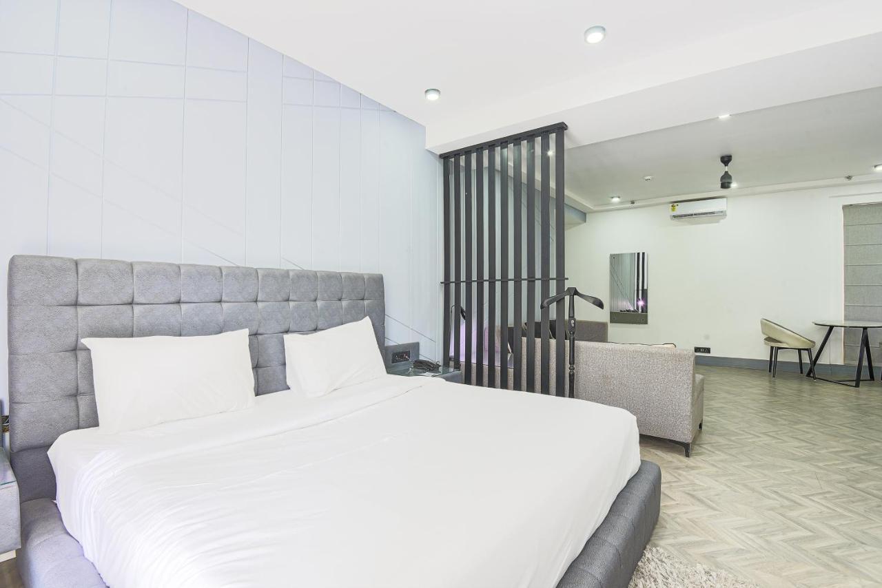 Bedchambers Serviced Apartments, Mg Road Gurgaon Exterior photo